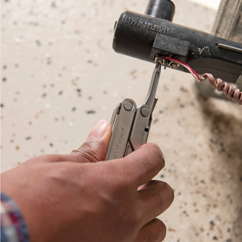 Leatherman Bond Pliers Multi-tool with Phillips Screwdriver