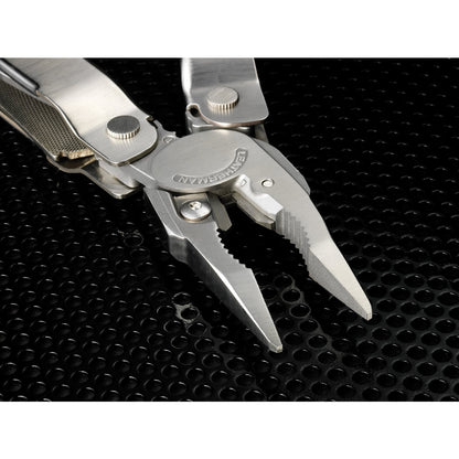 Leatherman Super Tool 300 Pliers Multi-tool Pliers Close-up